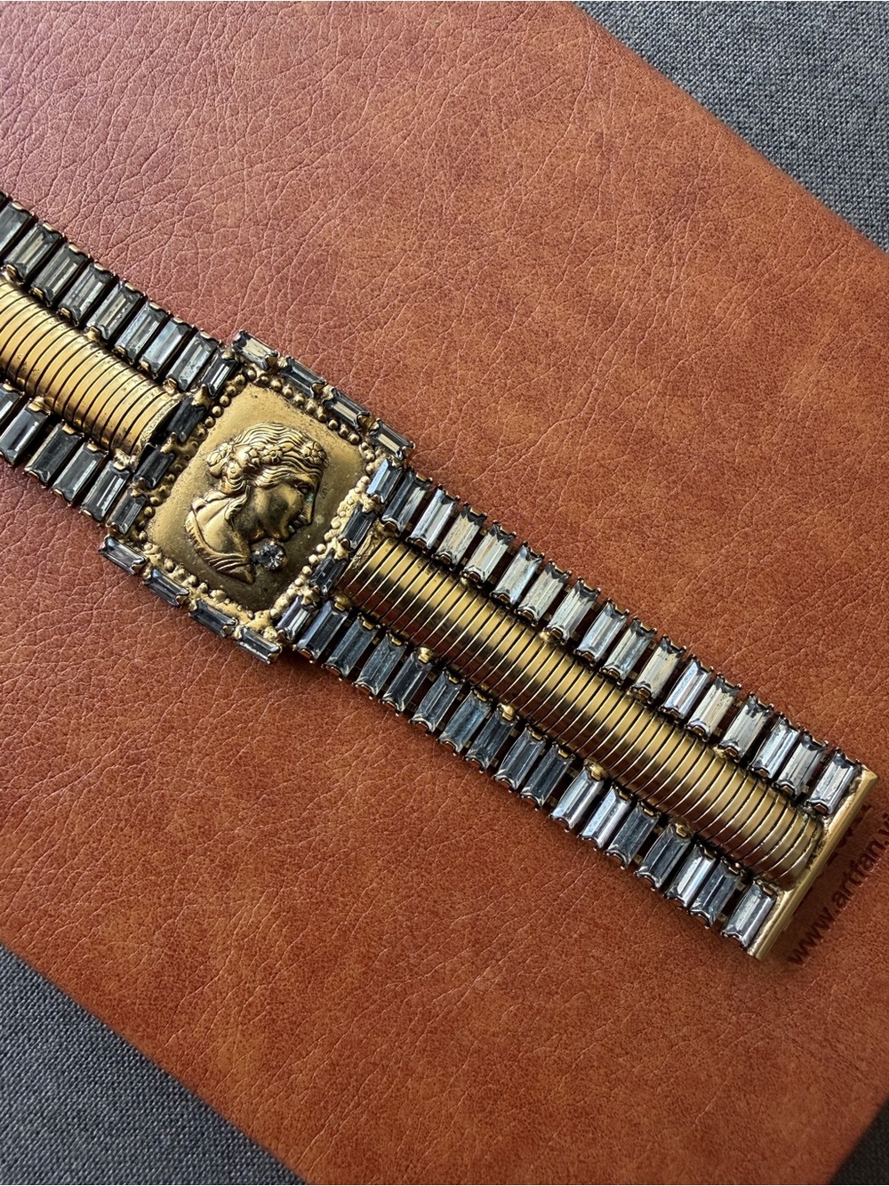 Dylanlex Gilded Jet Bracelet - Picture 4 of 7